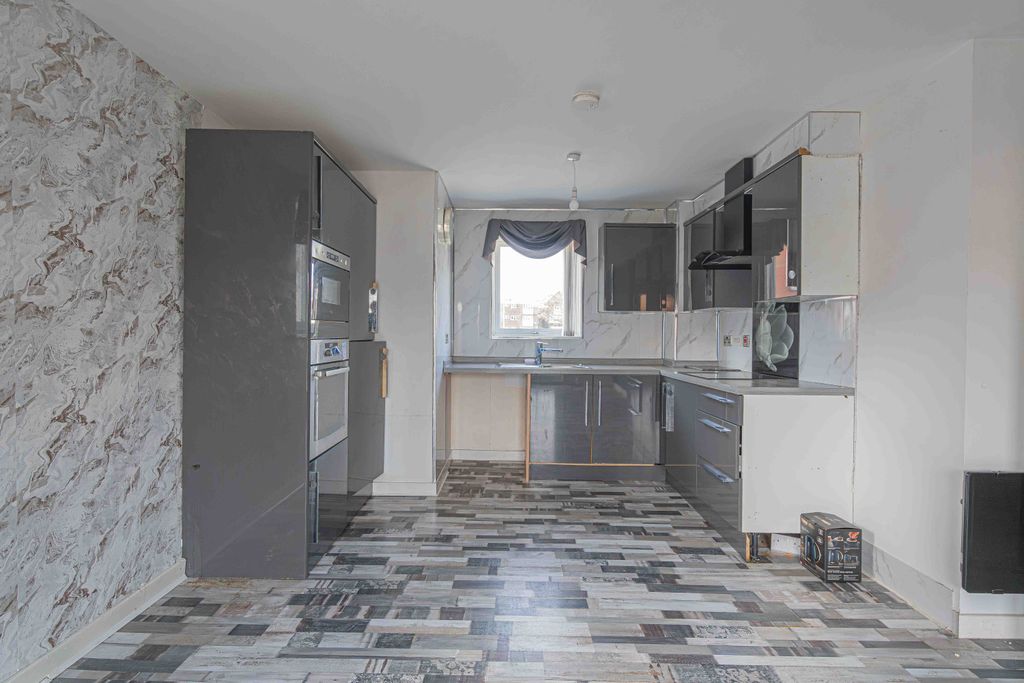 Property photo 2 of 7 20260224-Dsc0807520260224