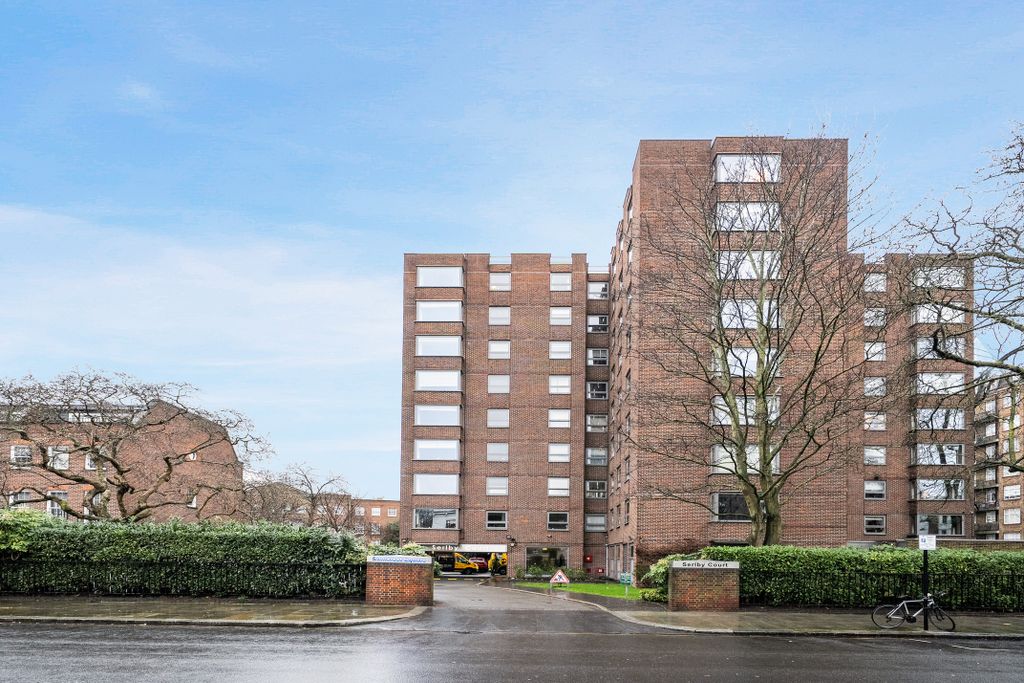 Property photo 2 of 19 Building