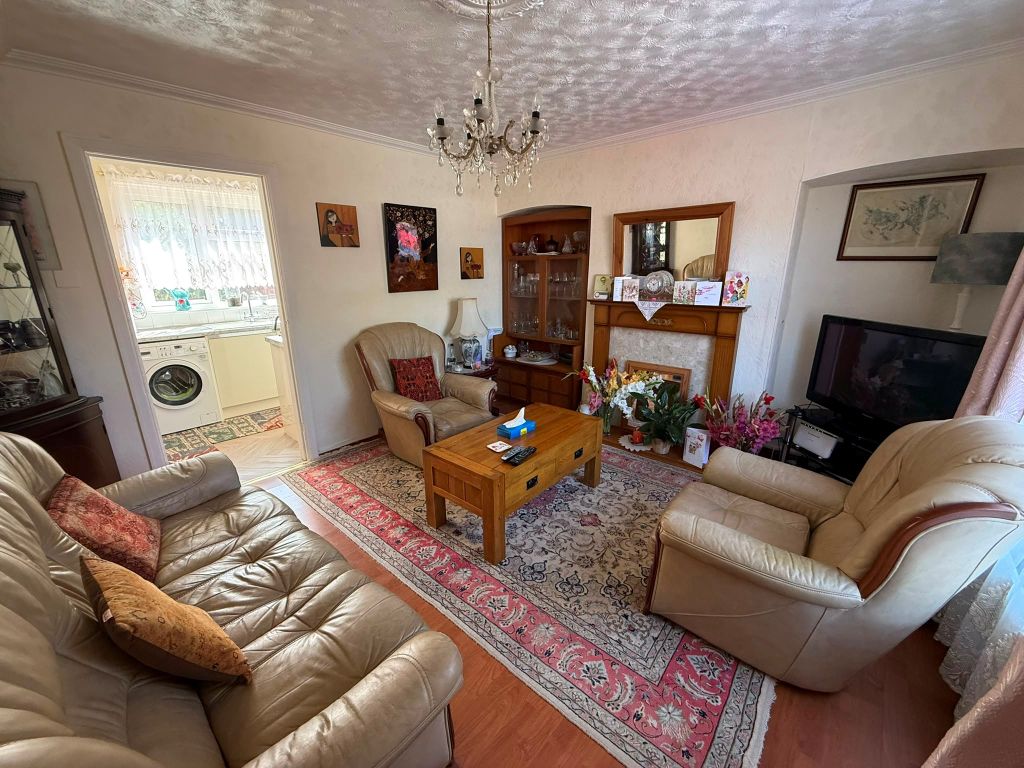 Property photo 2 of 14