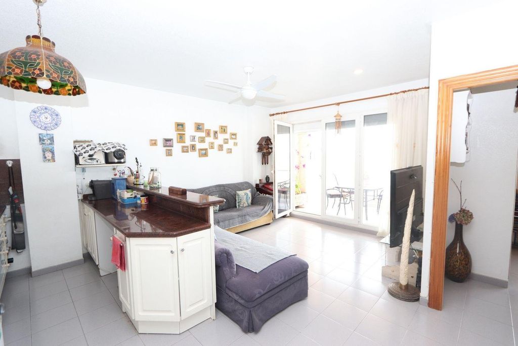 Property photo 3 of 35