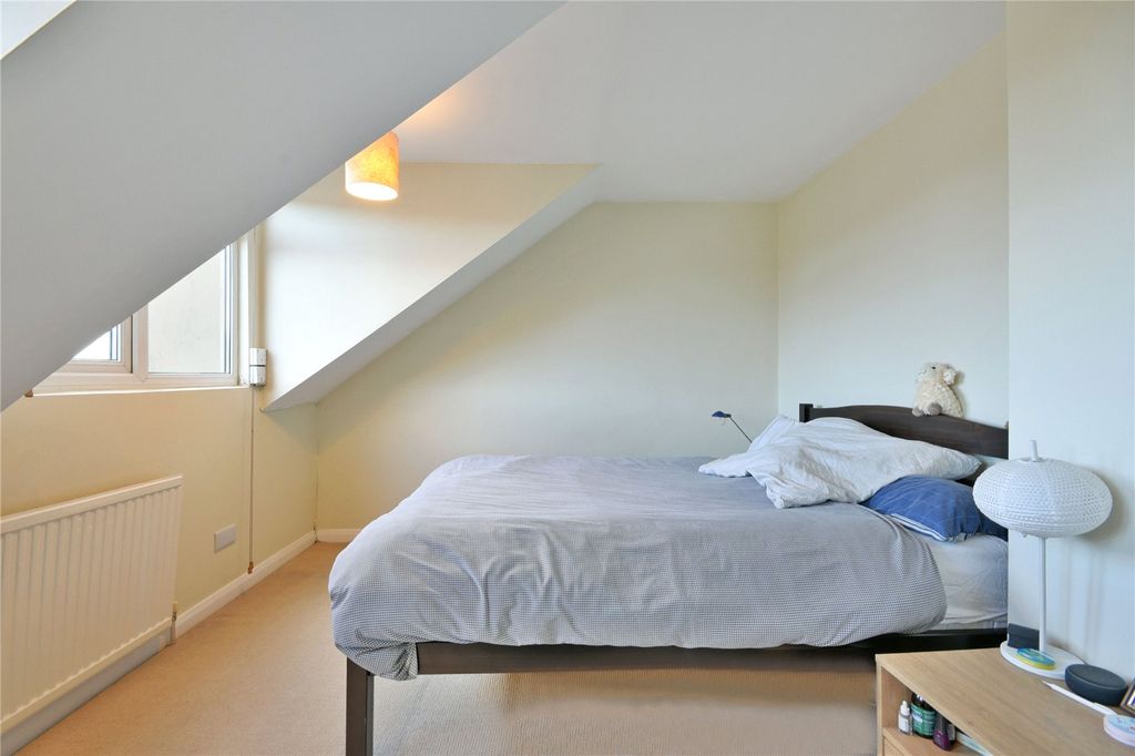 Property photo 3 of 9 Picture No. 25