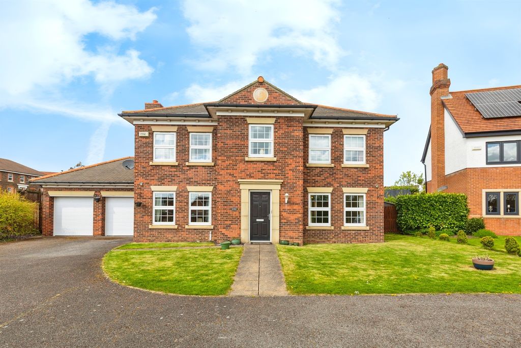 Property photo 1 of 16
