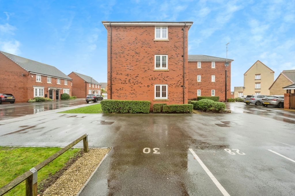 Property photo 3 of 15