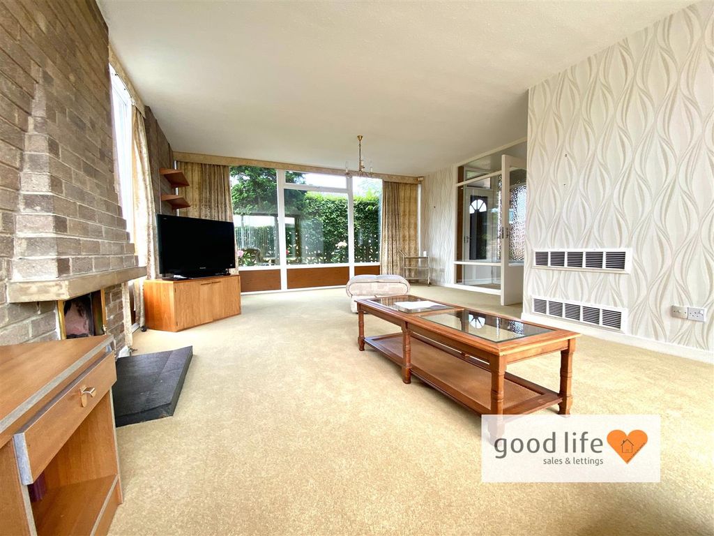 Property photo 2 of 30