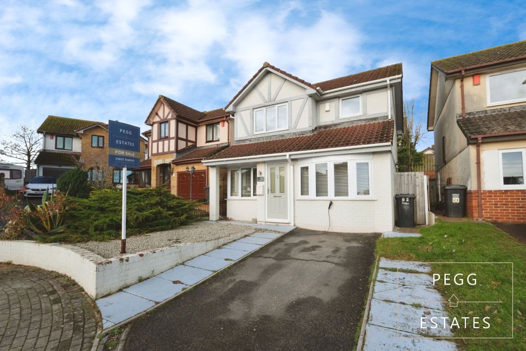 Property photo 1 of 31