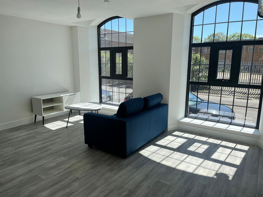 Property photo 3 of 8 Img-20240430-Wa0042