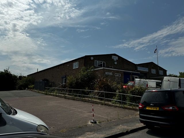 Property photo 1 of 3