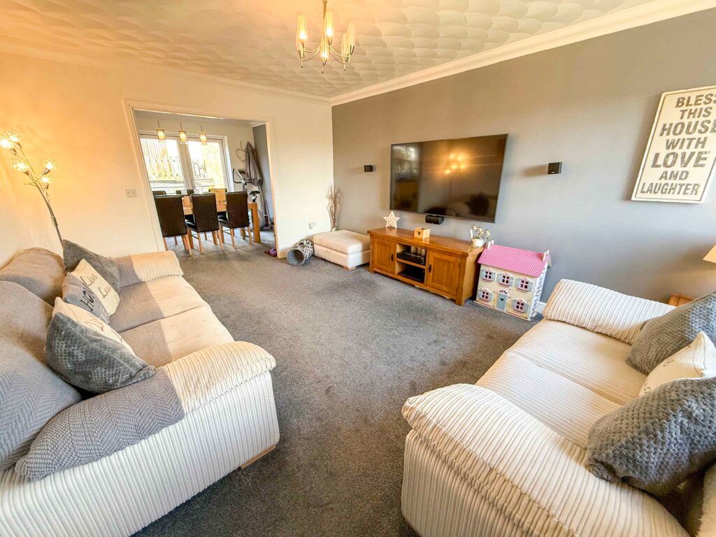 Property photo 2 of 38