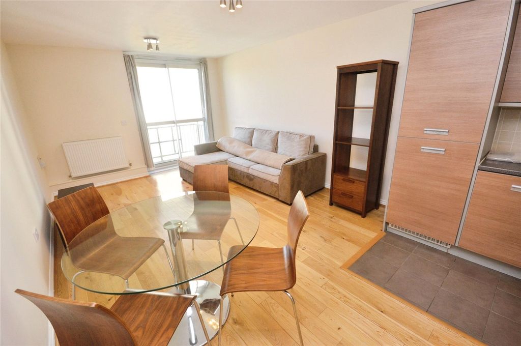Property photo 2 of 10 Picture No. 07