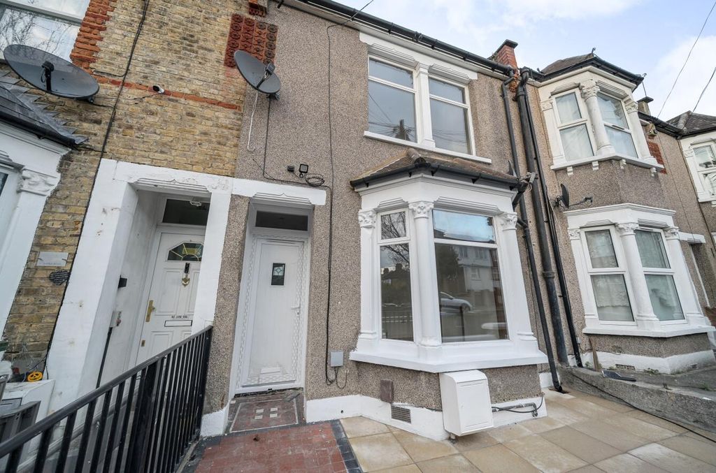 Property photo 1 of 23 1384715-17-6925d07E34Aac.Jpg