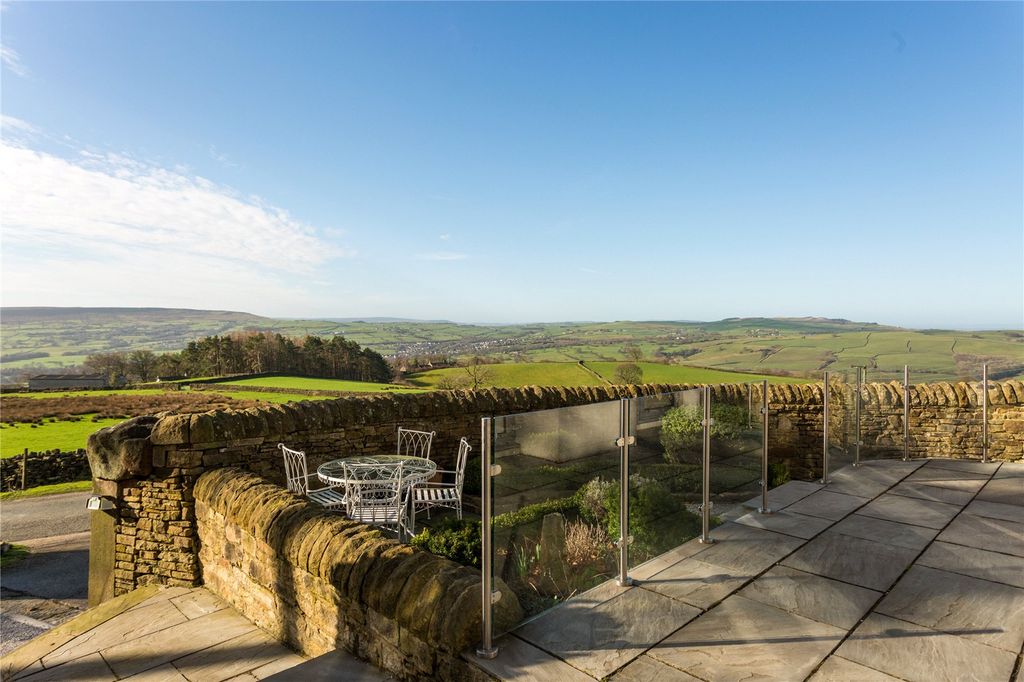 Property photo 3 of 26 Patio Area