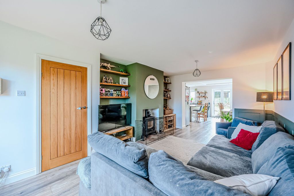 Property photo 3 of 46 Photo 3