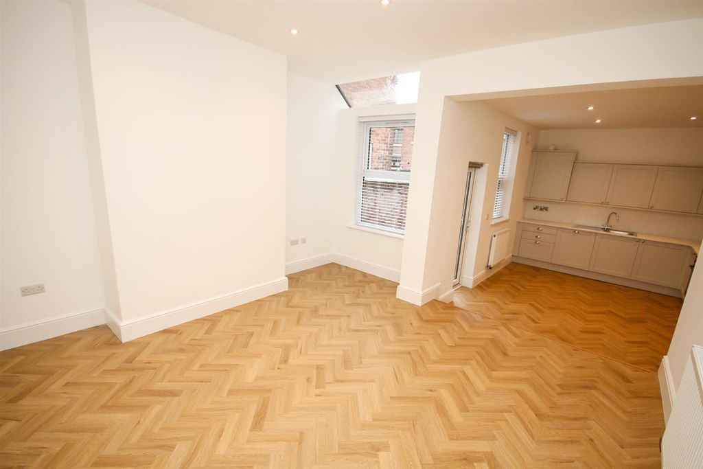 Property photo 2 of 15 Img_5041.Jpg