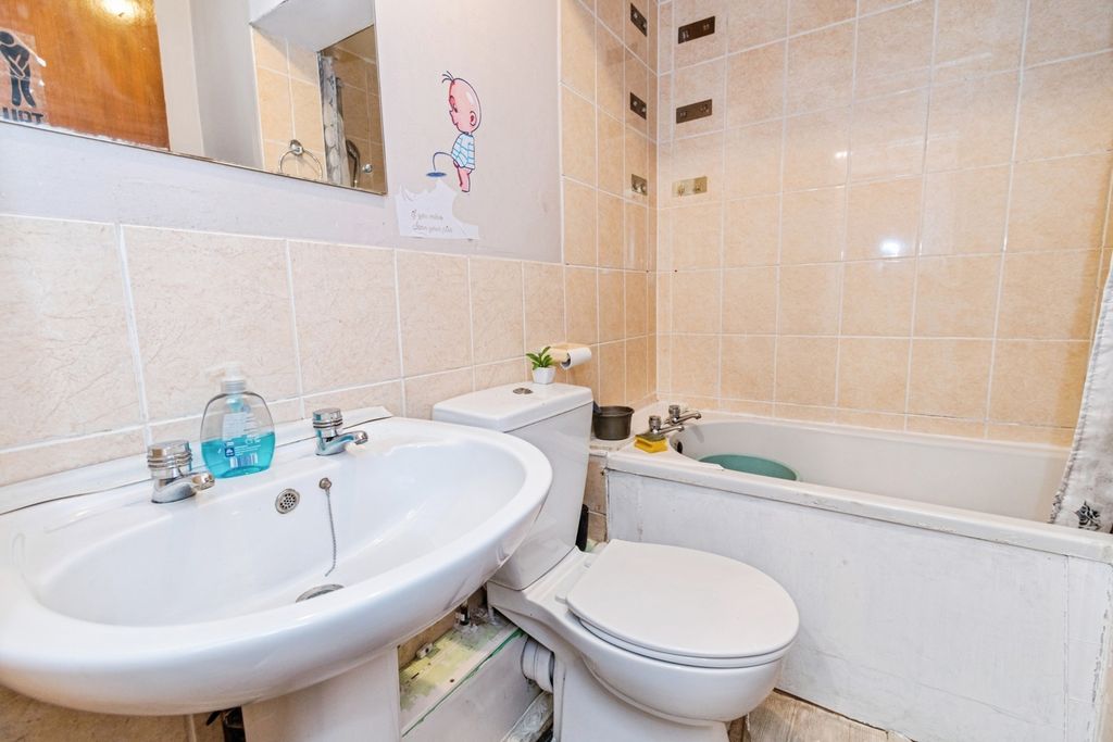 Property photo 3 of 14 Pbox-Img.Jpg