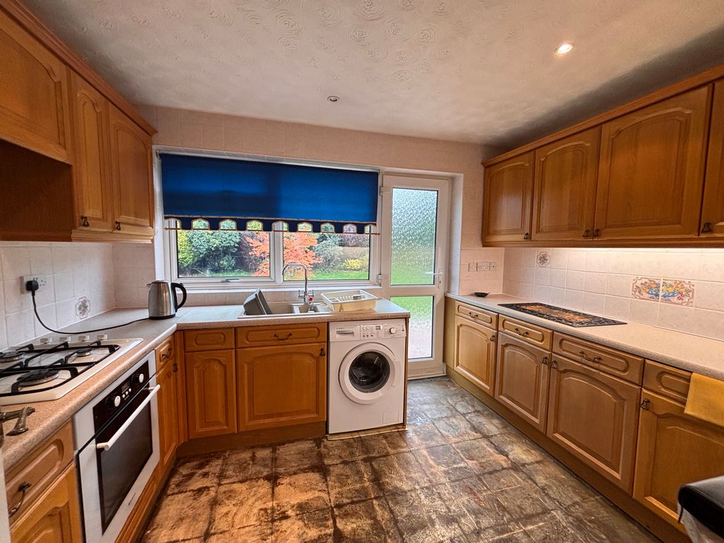 Property photo 3 of 9 View