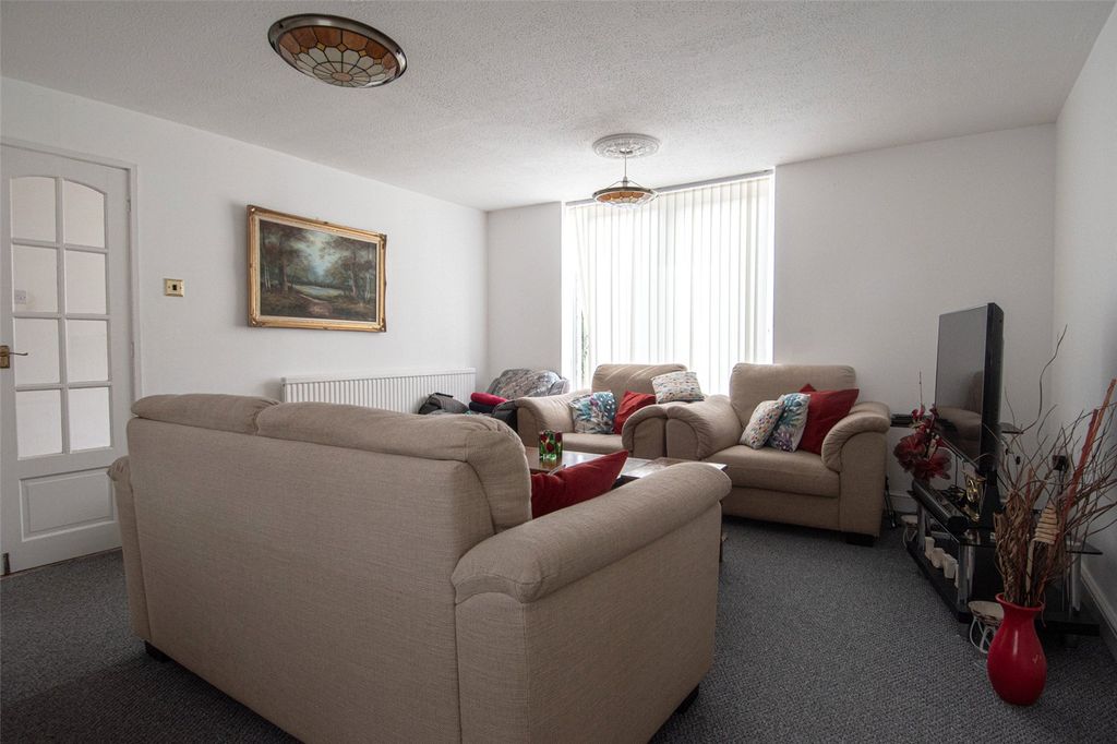 Property photo 2 of 11 Picture No. 07