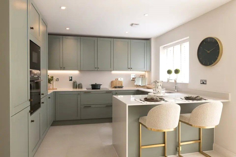 Property photo 3 of 7 Kitchen