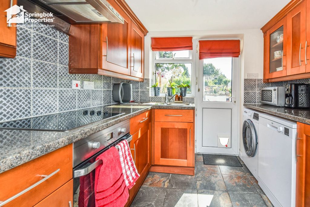 Property photo 3 of 10 Image 3