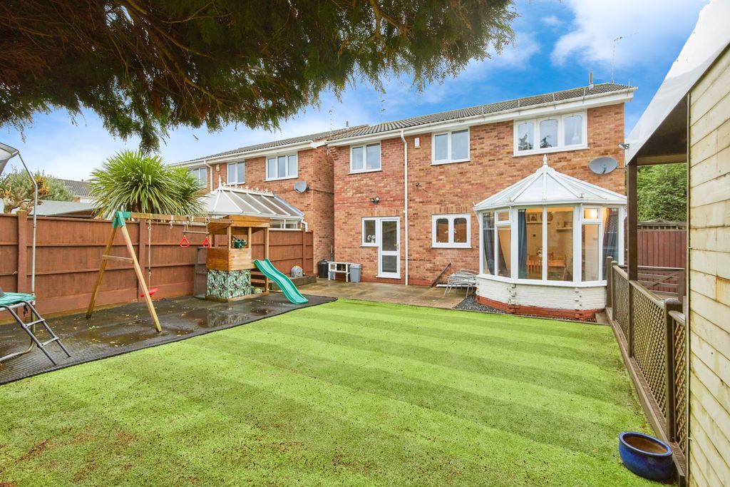 Property photo 2 of 17