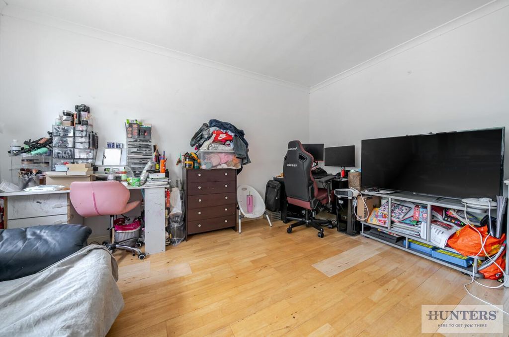 Property photo 3 of 11 A8806083-7B53-44F3-A23d-41621625F71F.Jpg