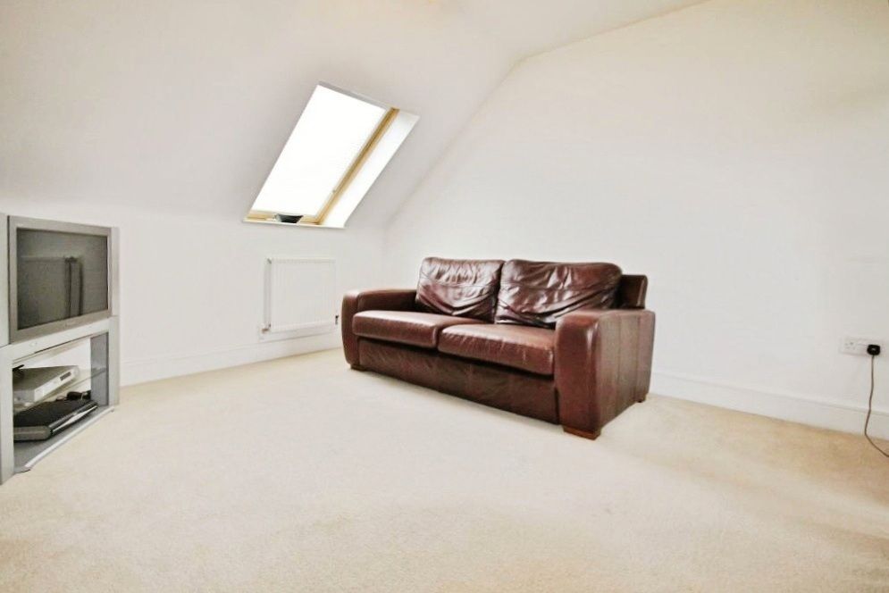 Property photo 3 of 8 Reception Room