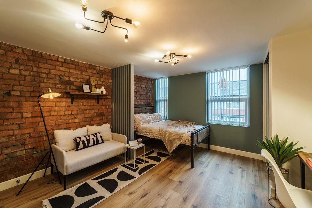 Property photo 1 of 24 042-A7R02517-Hdr.Jpg