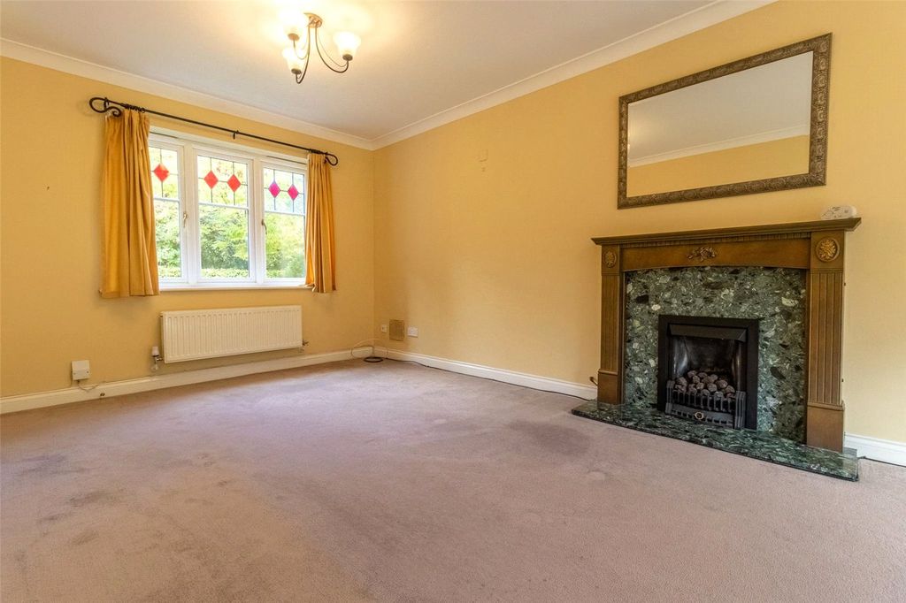 Property photo 3 of 16 Picture No. 37