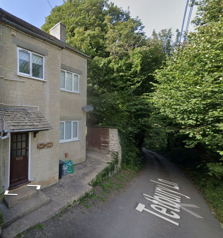 Property photo 2 of 22