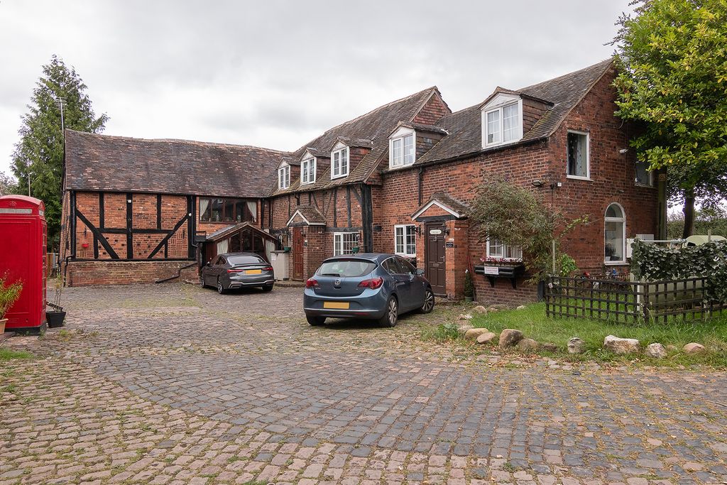 Property photo 1 of 31