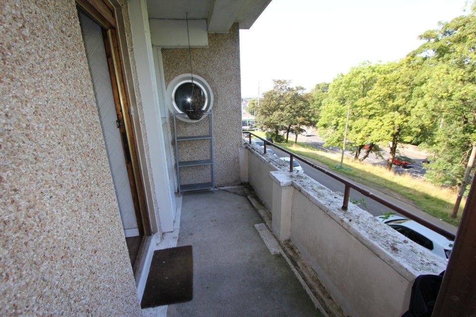Property photo 2 of 16 Balcony