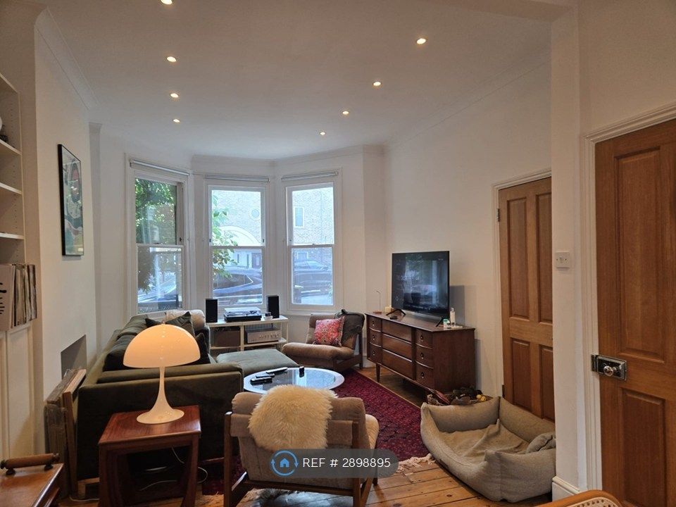 Property photo 3 of 16