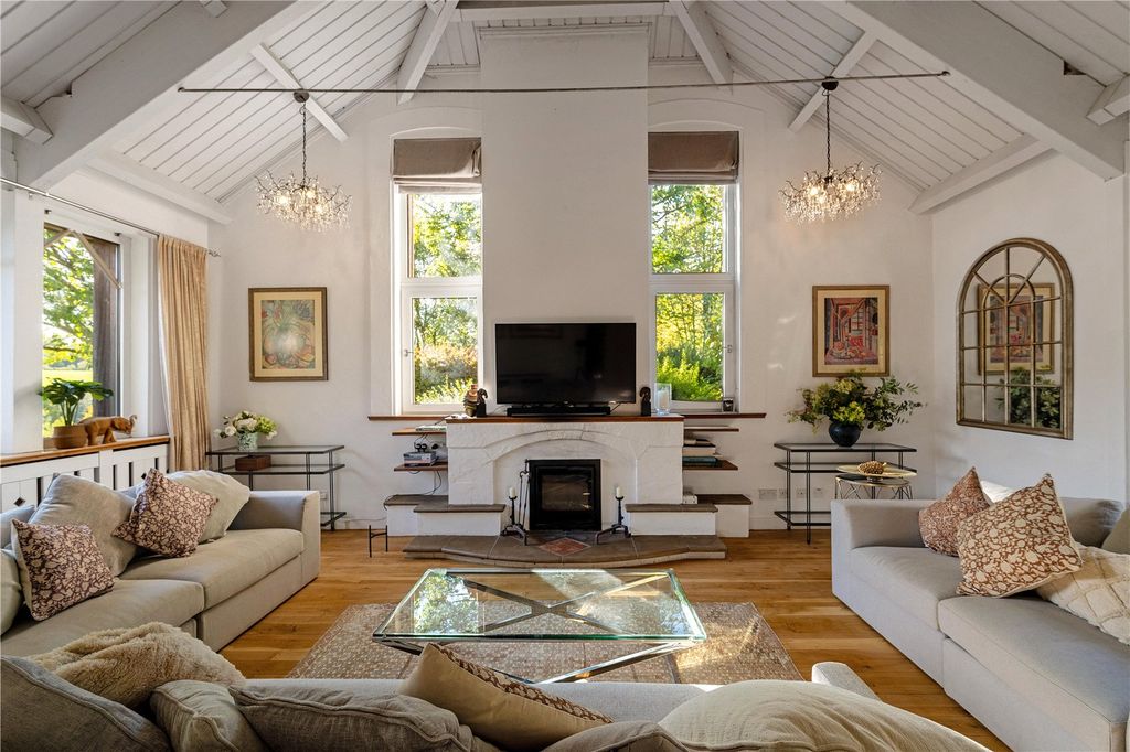 Property photo 1 of 12 Picture No. 11