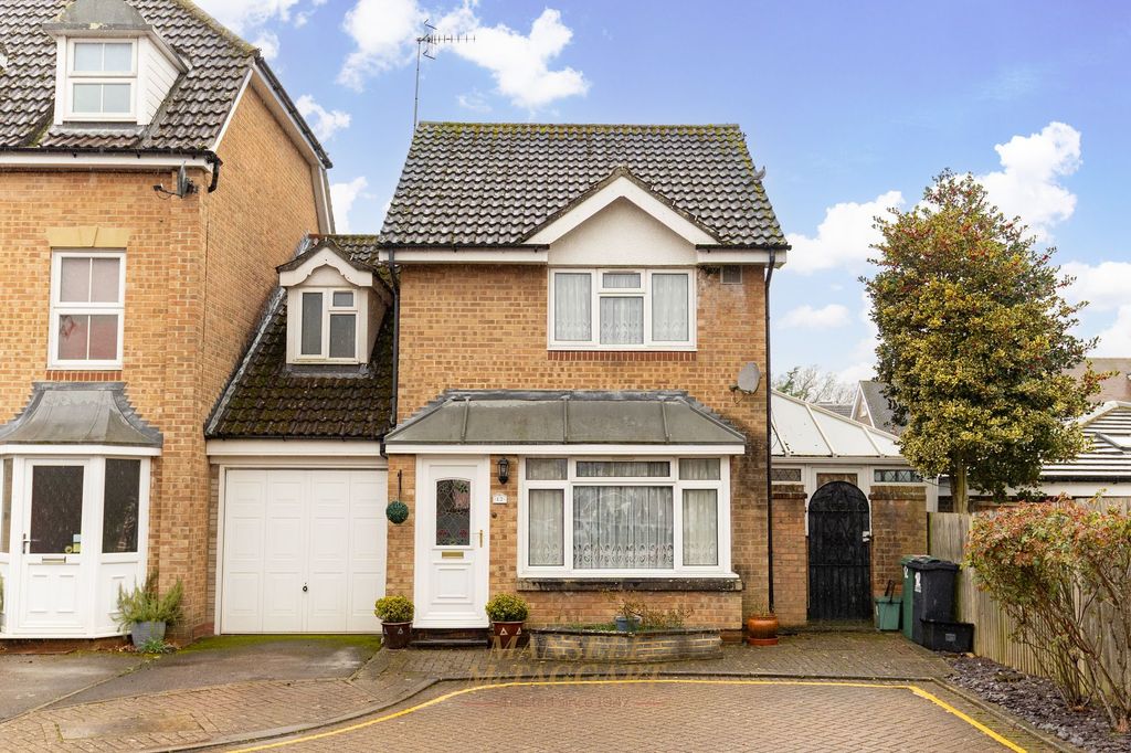 Property photo 1 of 20