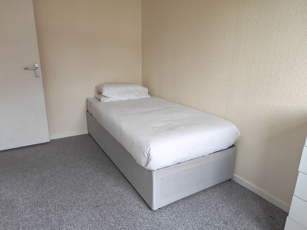 Property photo 2 of 4