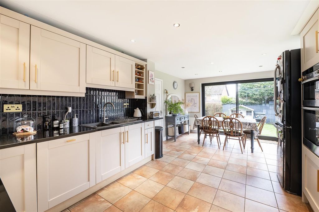 Property photo 2 of 12 Dsc_3905.Jpg