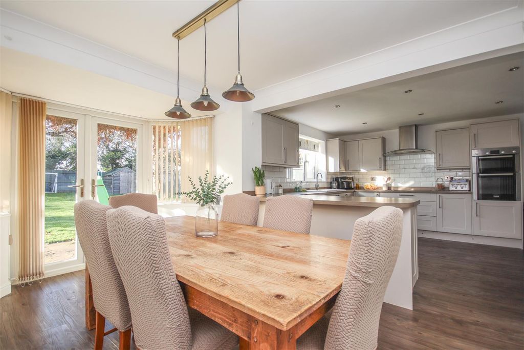 Property photo 3 of 24 Img_9910.Jpg