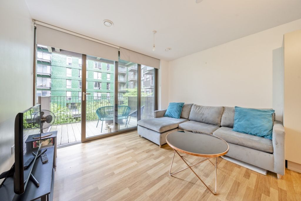 Property photo 1 of 9 1131069 (3)