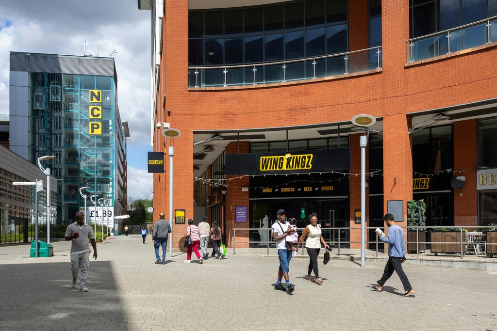 Property photo 3 of 5 08-Belgradeplaza.Jpg