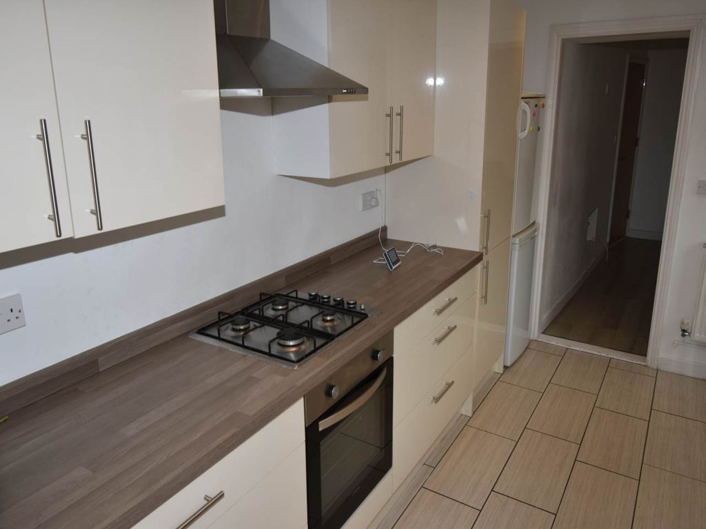 Property photo 3 of 13 Kitchen Photo 2