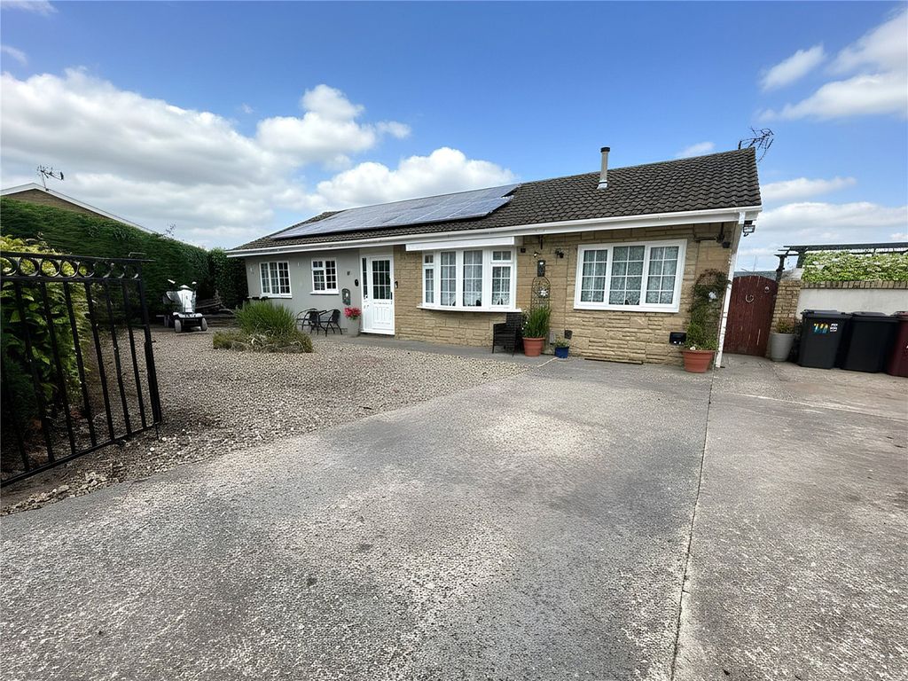 Property photo 1 of 21 Picture No. 34
