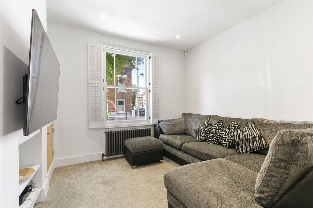 Property photo 3 of 12 Picture No. 07