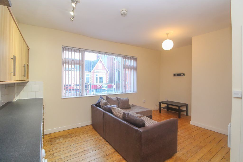 Property photo 2 of 12 Photo 3