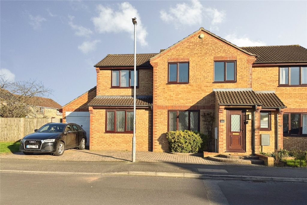 Property photo 1 of 28 Picture No. 26