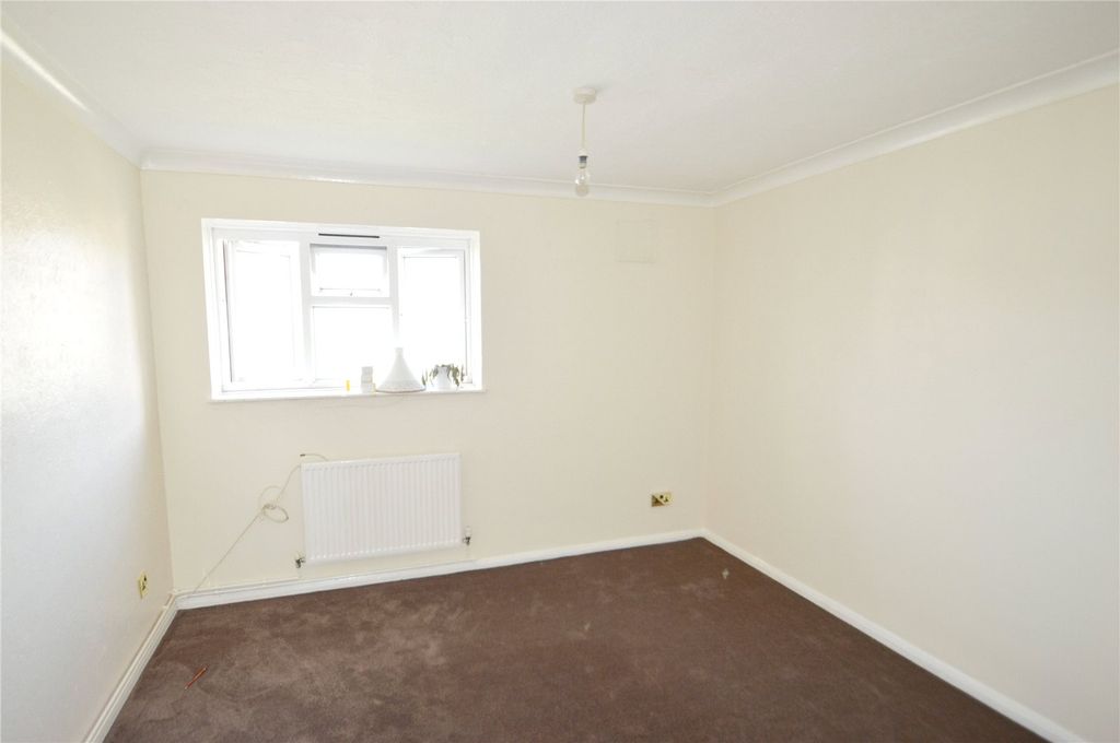 Property photo 2 of 5