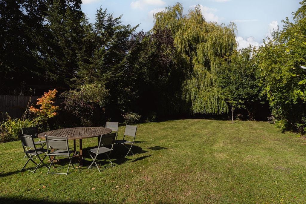 Property photo 2 of 26 Propertyportals 22.Jpg