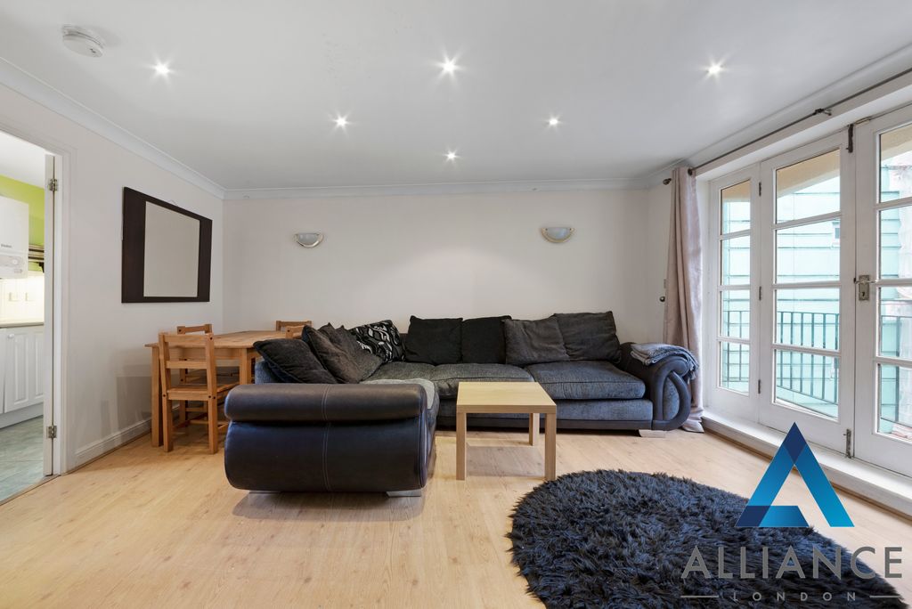 Property photo 3 of 21