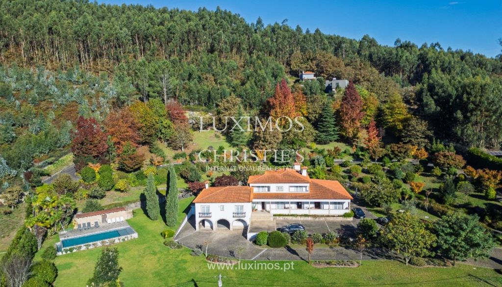 Property photo 2 of 25