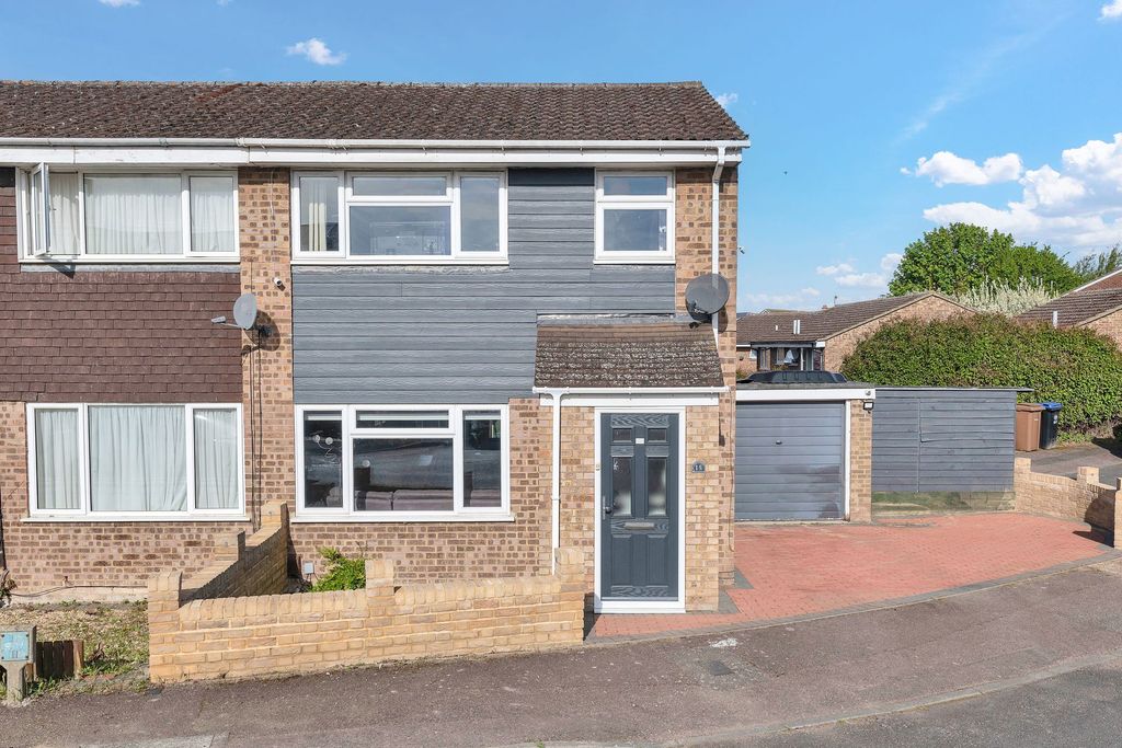 Property photo 1 of 17