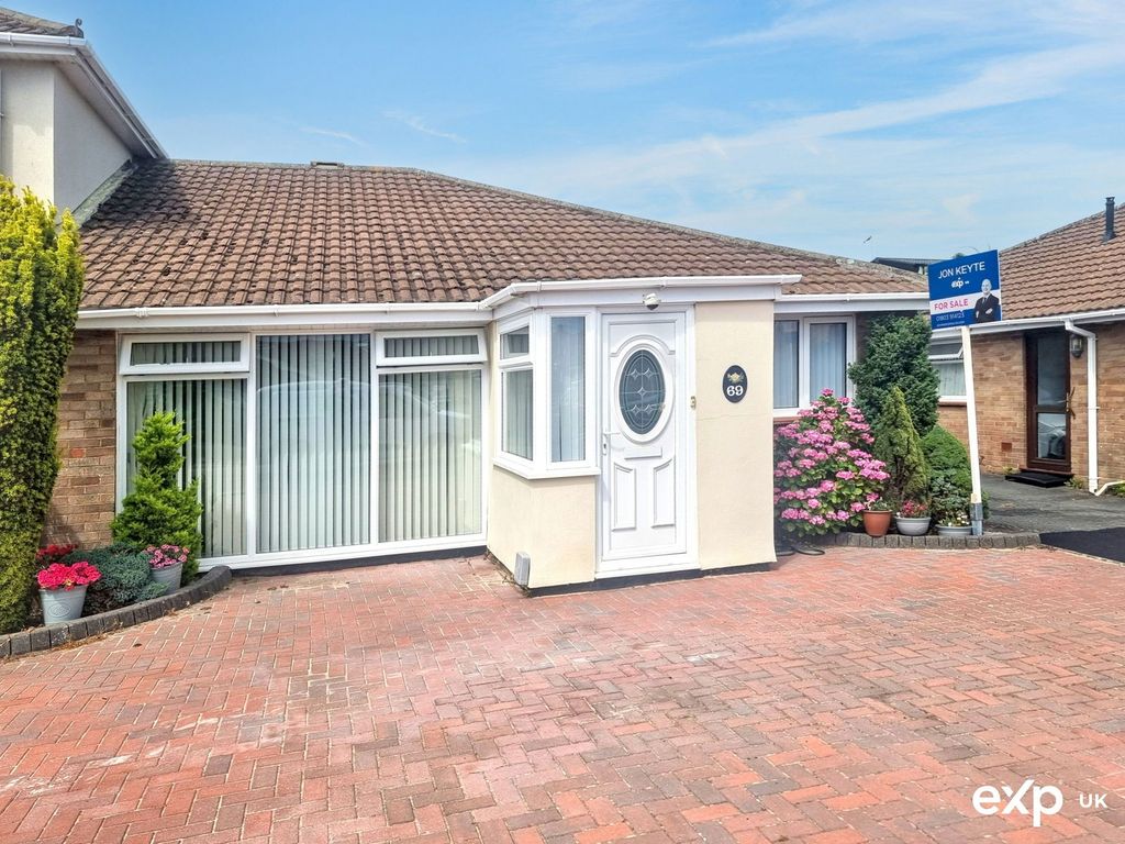 Property photo 2 of 19