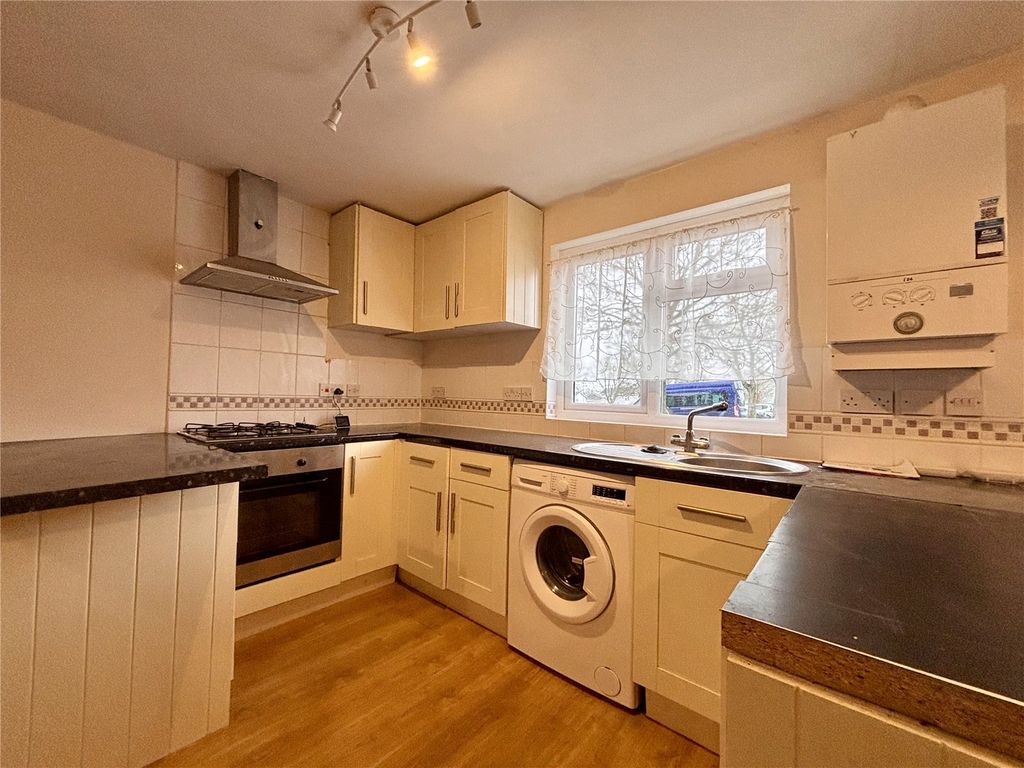 Property photo 2 of 10 Picture No. 43